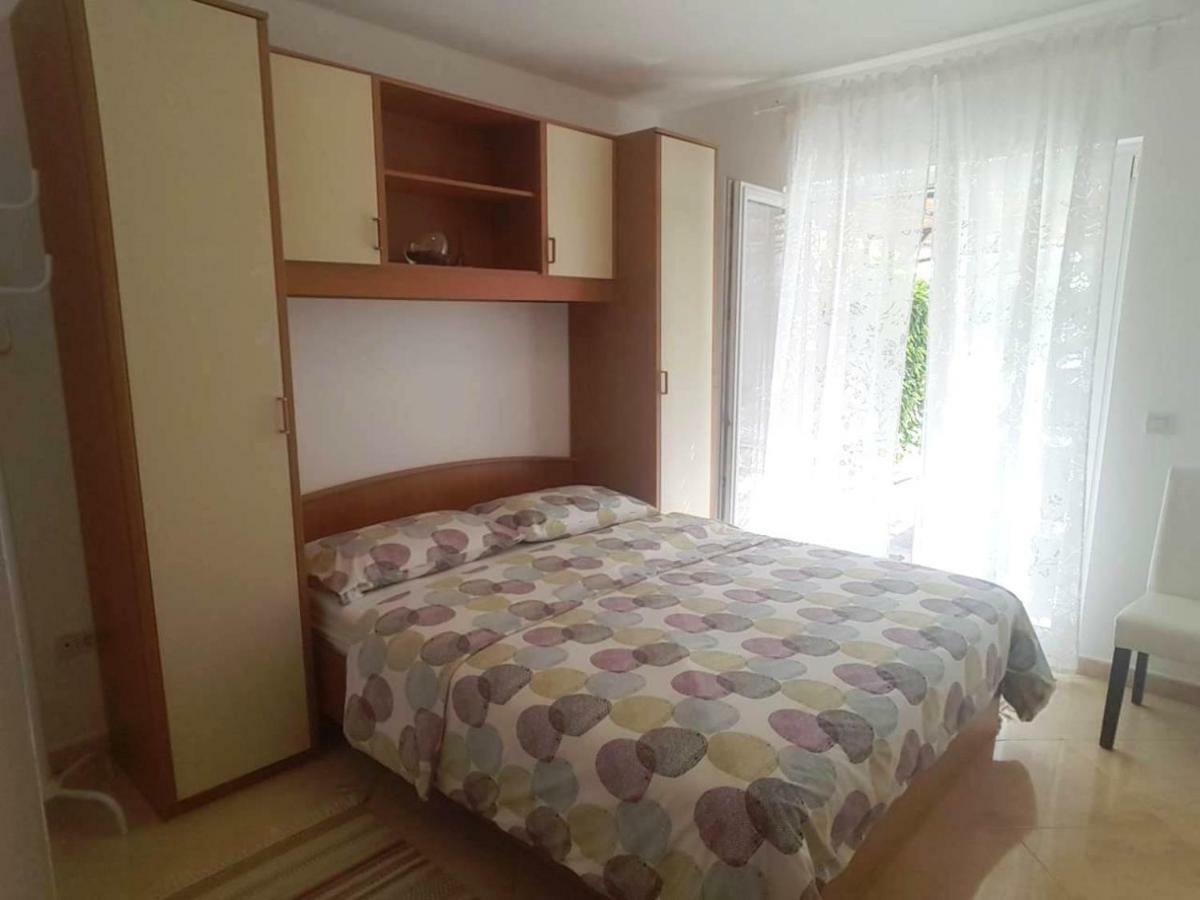 Melody Apartment โปเรช ภายนอก รูปภาพ